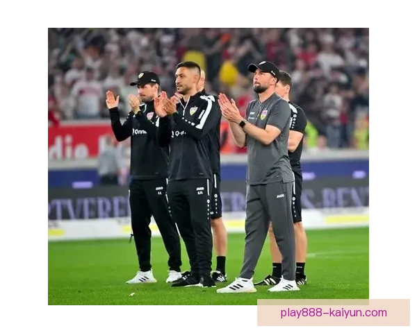 五大联赛激战正酣：豪门拼抢榜首，黑马表现亮眼，竞争愈发激烈。