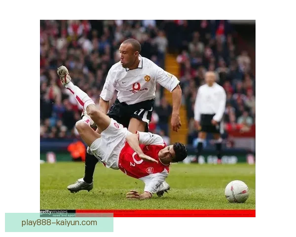 鲁伊斯国家队首秀表现稳定，展现出良好潜力与竞争力