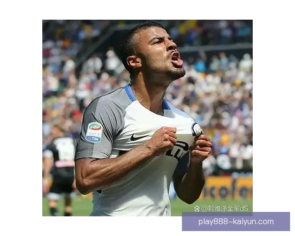 拉菲尼亚青训故事解读以及对其职业生涯的影响分析