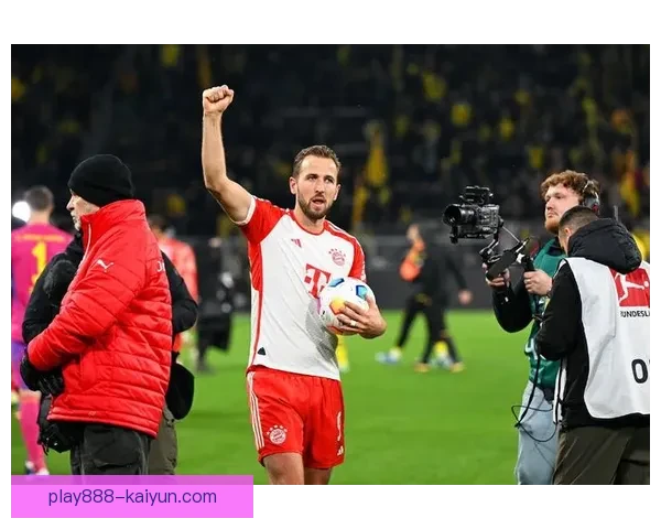 凯恩德甲上演帽子戏法，状态持续提升